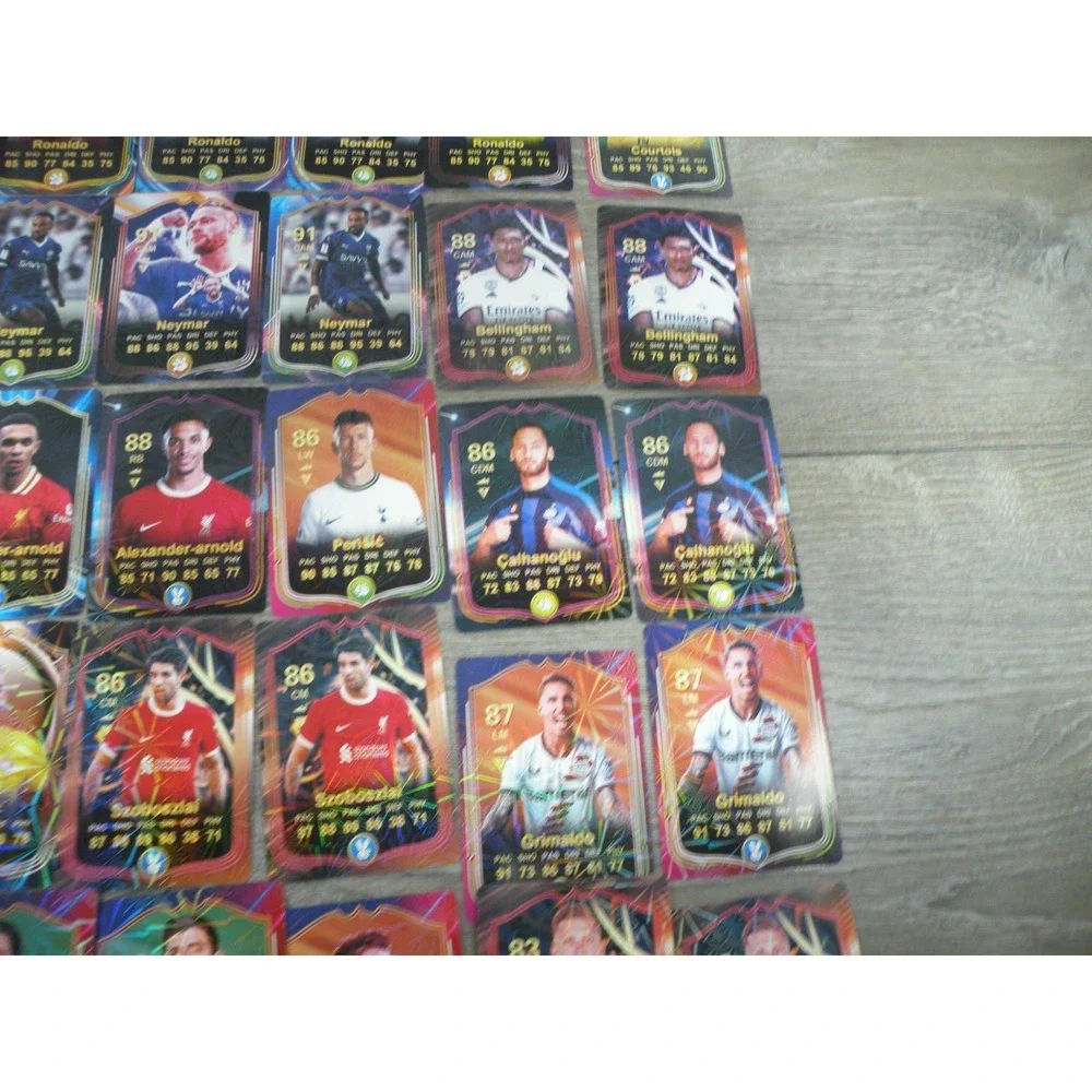 Football Soccer Trading Card Lot of 50 Ronaldo Messi Neymar Benzema Courtois